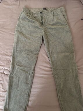 H&M men’s corduroy pants
